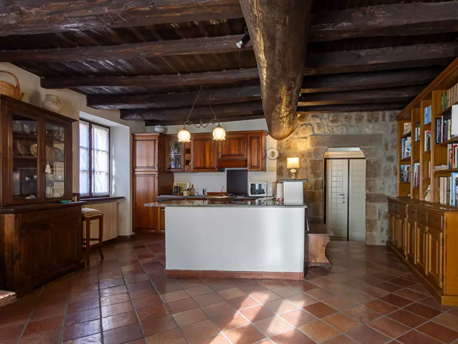 Immagine 18 di Appartamento in vendita  in Via Aurelio Saffi 104 a Viterbo