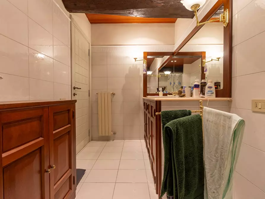 Immagine 27 di Appartamento in vendita  in Via Aurelio Saffi 104 a Viterbo