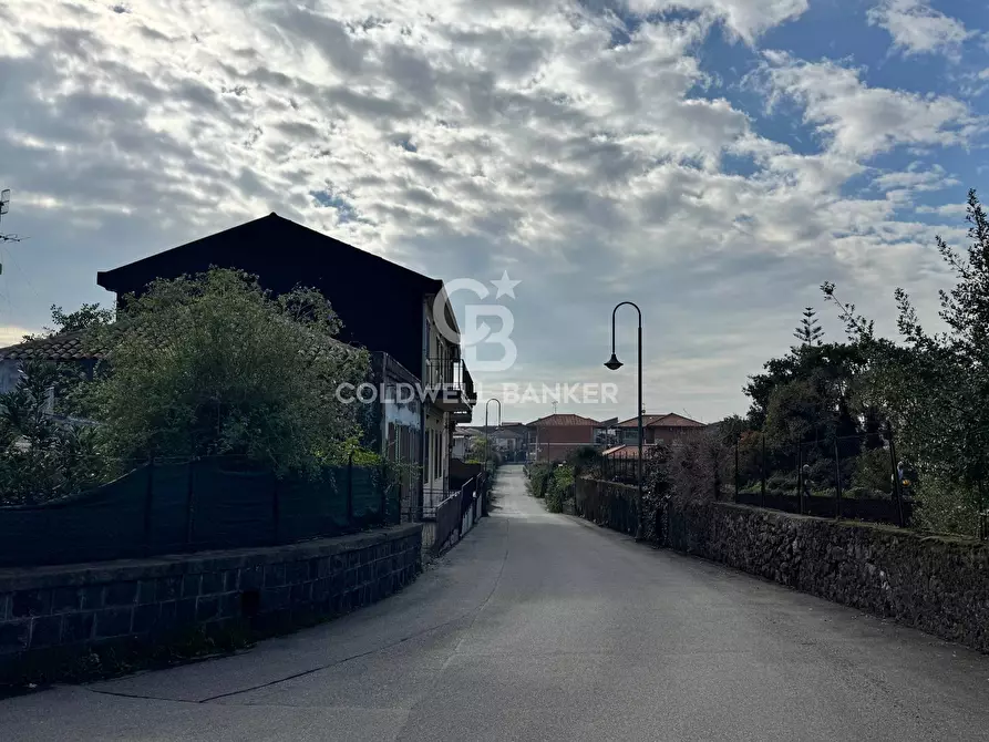 Immagine 1 di Appartamento in vendita  in Via Cale 20 a Acireale