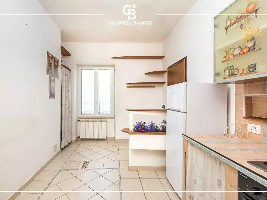 Immagine 1 di Appartamento in vendita  in Via Agostino Paris 7 a Marino