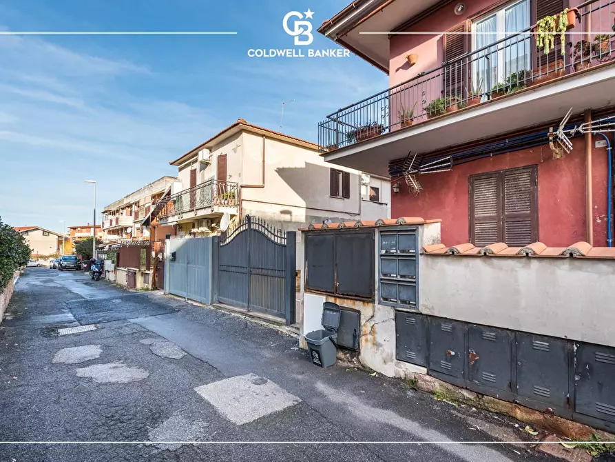 Immagine 16 di Appartamento in vendita  in Via Agostino Paris 7 a Marino