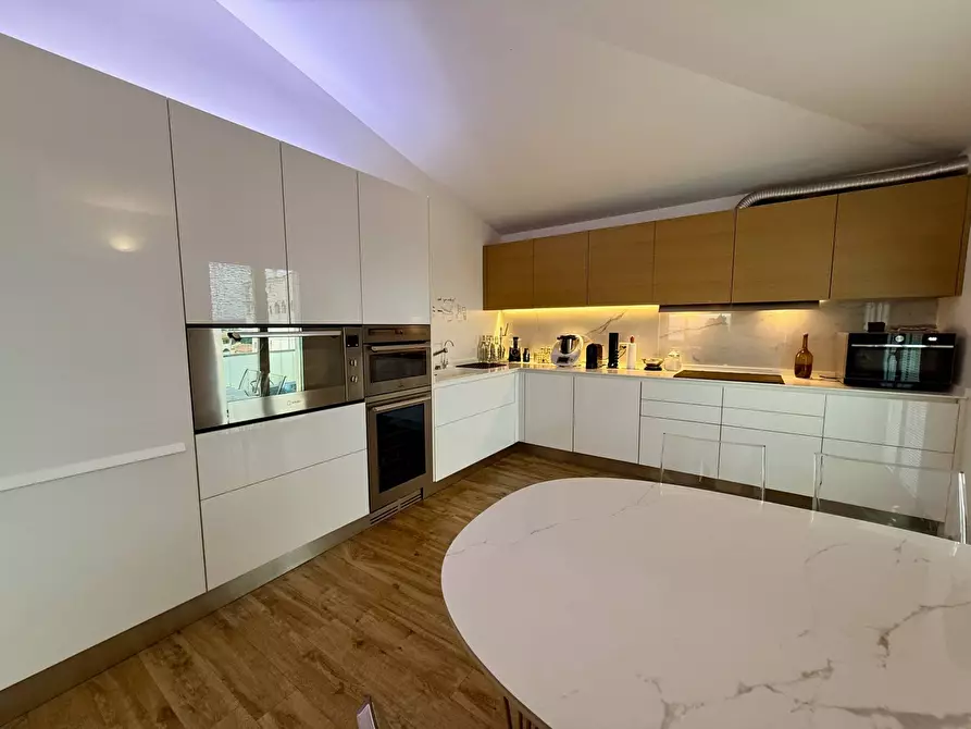 Immagine 6 di Attico in vendita  in Via Giovanni Medrano 8 a Olbia