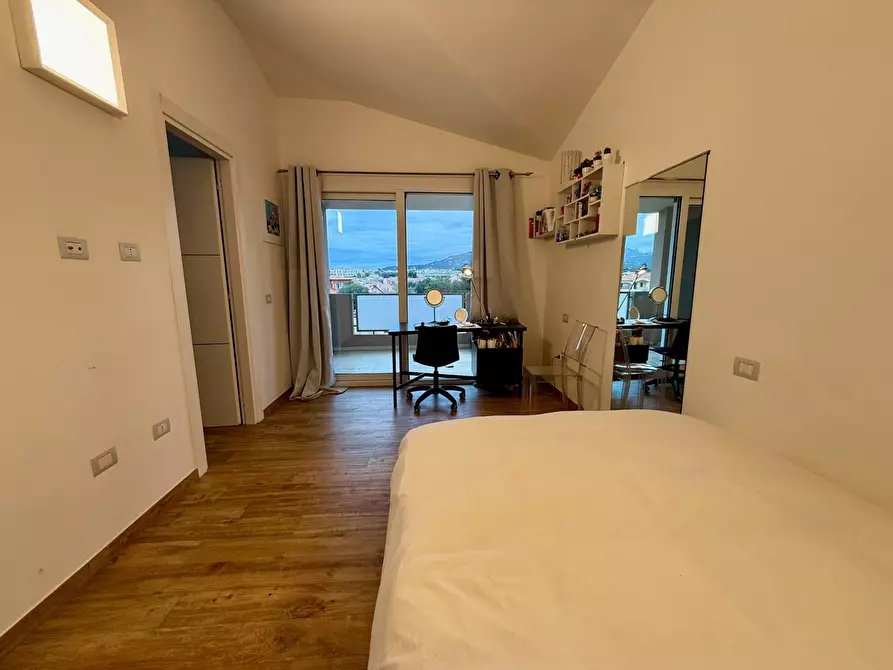 Immagine 16 di Attico in vendita  in Via Giovanni Medrano 8 a Olbia