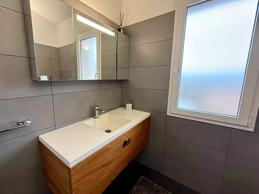 Immagine 25 di Attico in vendita  in Via Giovanni Medrano 8 a Olbia