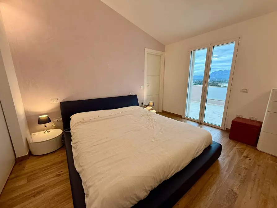 Immagine 26 di Attico in vendita  in Via Giovanni Medrano 8 a Olbia