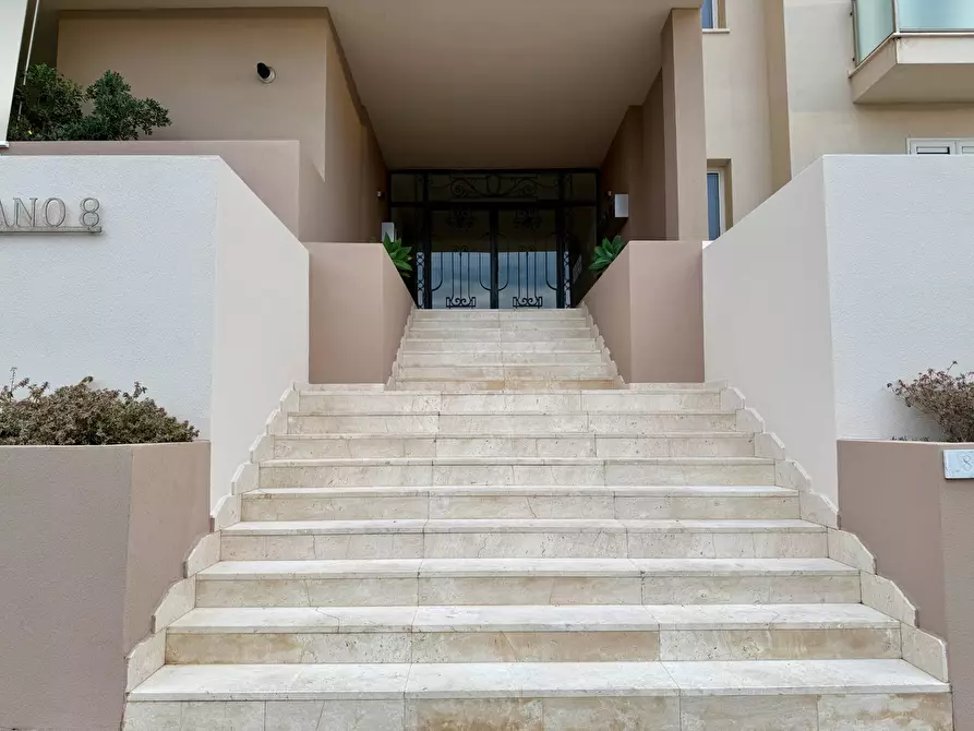 Immagine 12 di Attico in vendita  in Via Giovanni Medrano 8 a Olbia