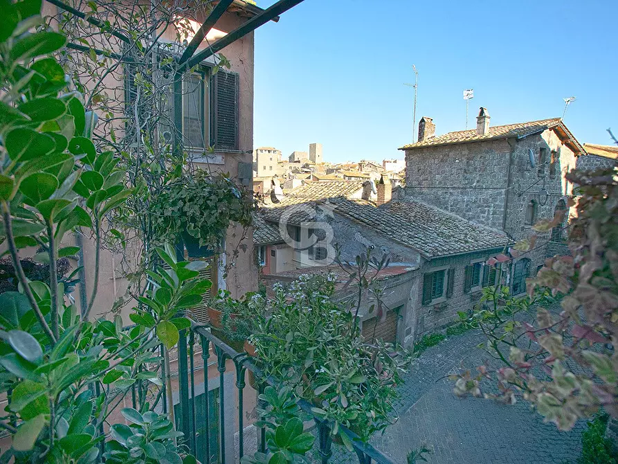 Immagine 2 di Appartamento in vendita  in Via Sant'Andrea a Viterbo