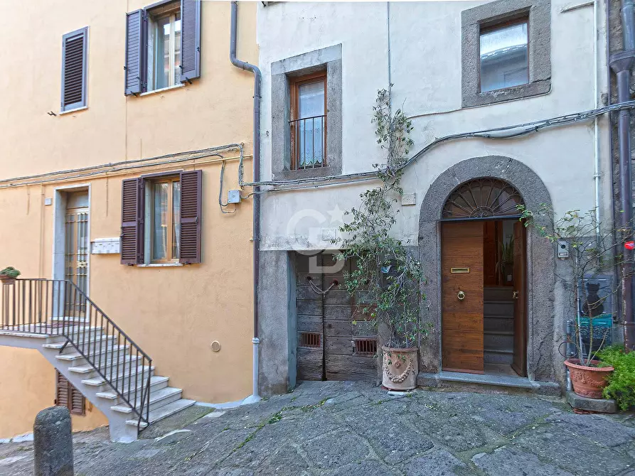 Immagine 5 di Appartamento in vendita  in Via Sant'Andrea a Viterbo