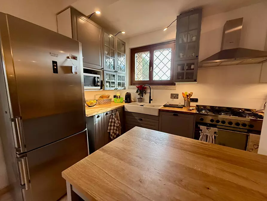 Immagine 31 di Villa in vendita  in VIA DEL GIGLIO 112 a Olbia