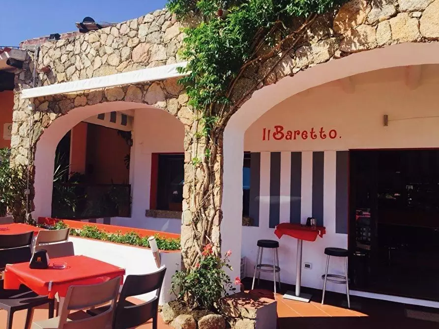 Immagine 2 di Bar / Ristorante in affitto  in Baja Sardinia - Via dei Pini a Arzachena