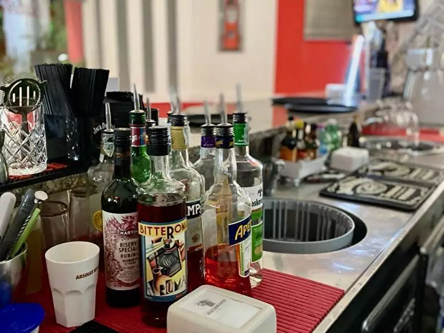 Immagine 5 di Bar / Ristorante in affitto  in Baja Sardinia - Via dei Pini a Arzachena