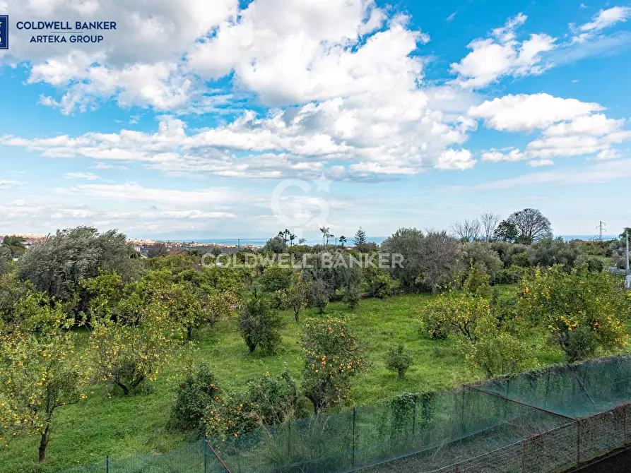 Immagine 14 di Appartamento in vendita  in Via Croce 100 a Aci Catena