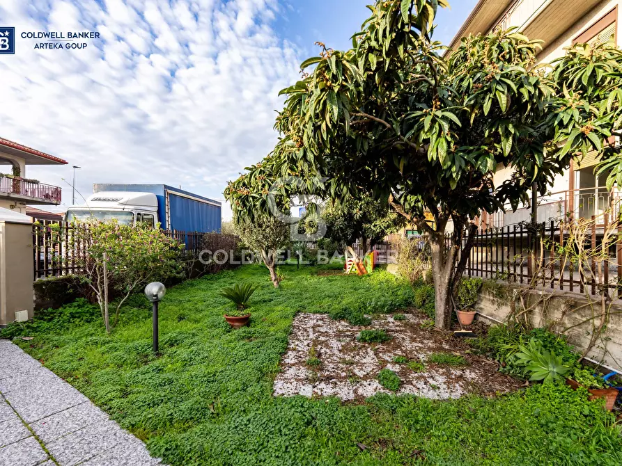 appartamento in vendita ad Aci Sant'Antonio