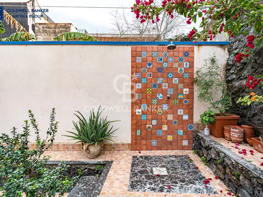 Immagine 2 di Casa indipendente in vendita  in Via Ercole Patti 4 a Acireale
