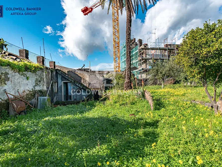 Immagine 20 di Casa indipendente in vendita  in Viale Principe Amedeo 1 - 7 a Acireale