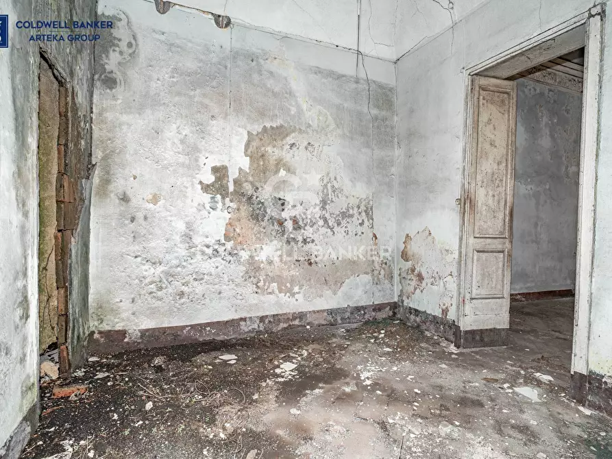 Immagine 28 di Casa indipendente in vendita  in Viale Principe Amedeo 1 - 7 a Acireale