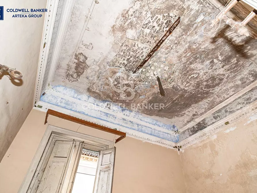 Immagine 34 di Casa indipendente in vendita  in Viale Principe Amedeo 1 - 7 a Acireale