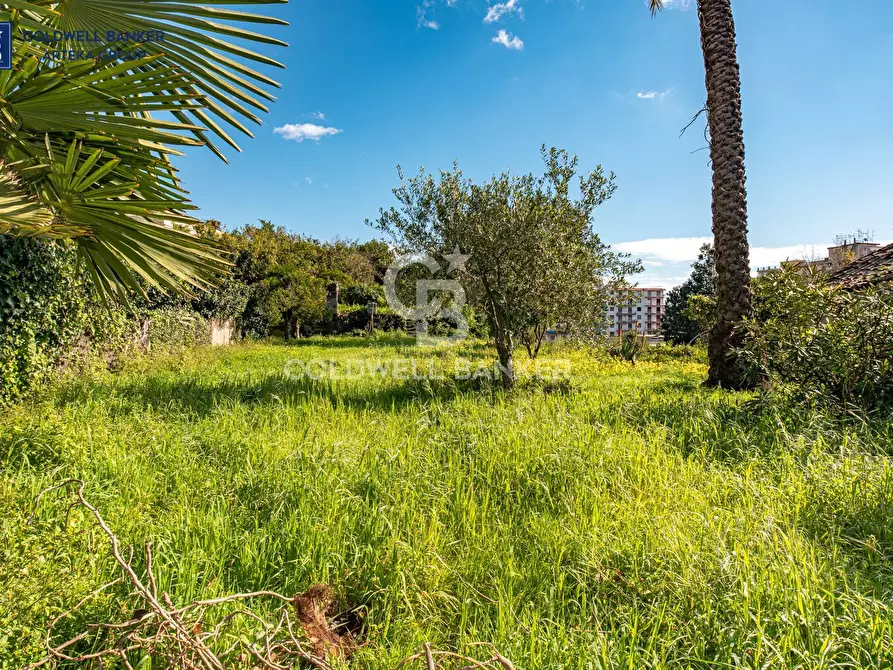 Immagine 40 di Casa indipendente in vendita  in Viale Principe Amedeo 1 - 7 a Acireale