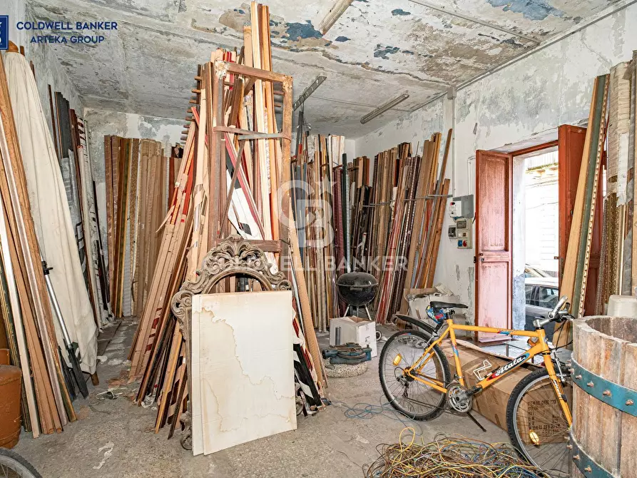 Immagine 44 di Casa indipendente in vendita  in Viale Principe Amedeo 1 - 7 a Acireale