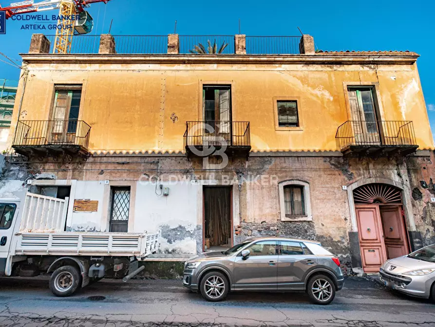 Immagine 5 di Casa indipendente in vendita  in Viale Principe Amedeo 1 - 7 a Acireale
