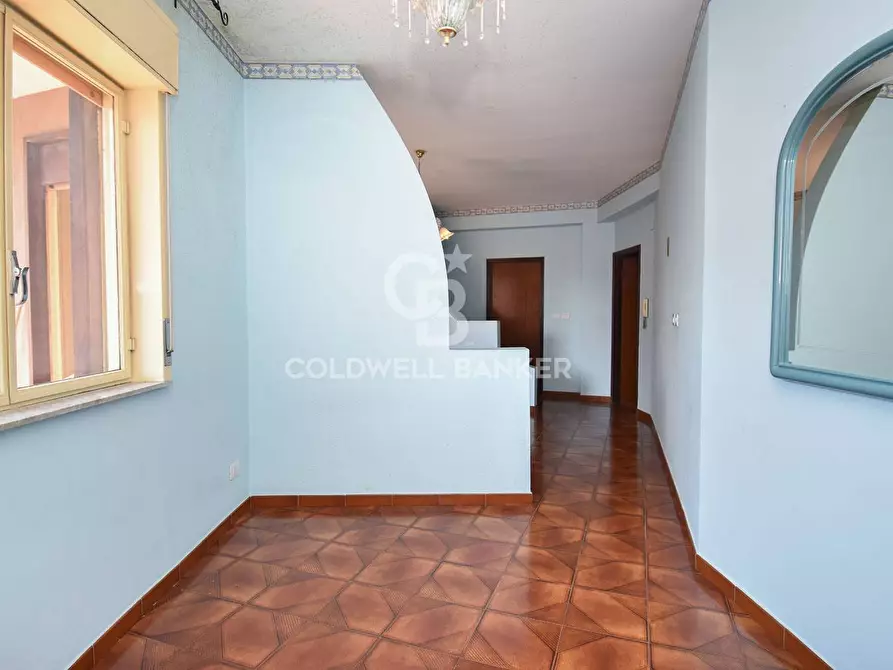 Immagine 4 di Appartamento in vendita  in via Vittorio Emanuele 330 a Aci Catena