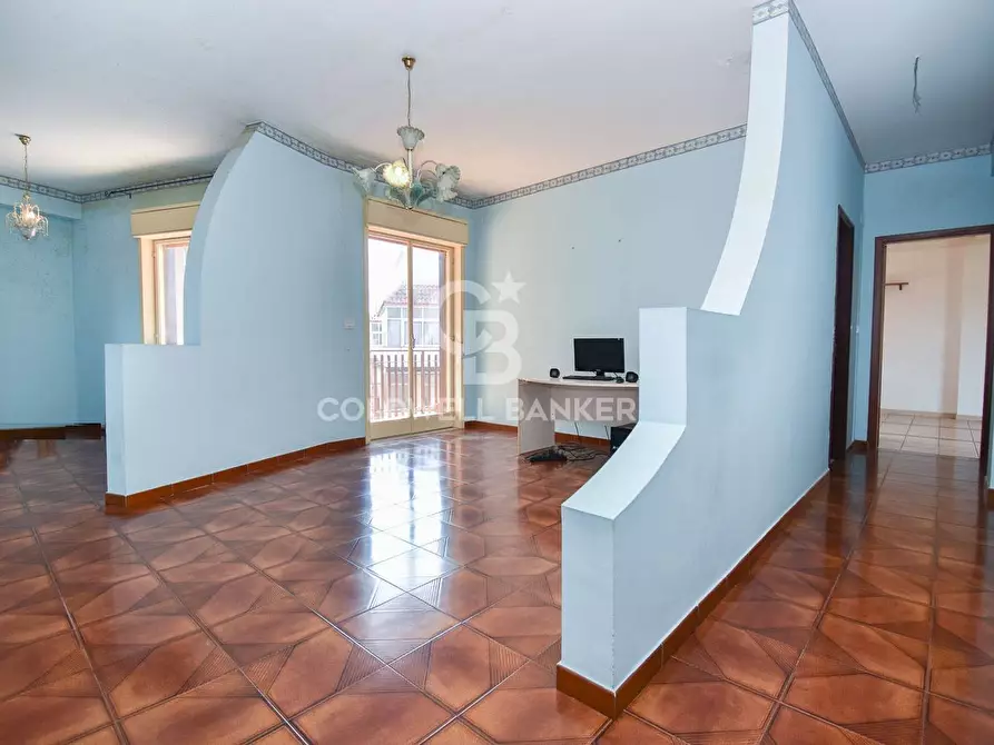 Immagine 6 di Appartamento in vendita  in via Vittorio Emanuele 330 a Aci Catena