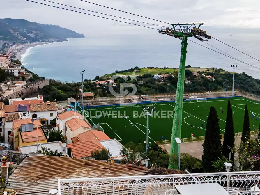 Immagine 1 di Locale commerciale in affitto  in Via Guardiola Vecchia a Taormina