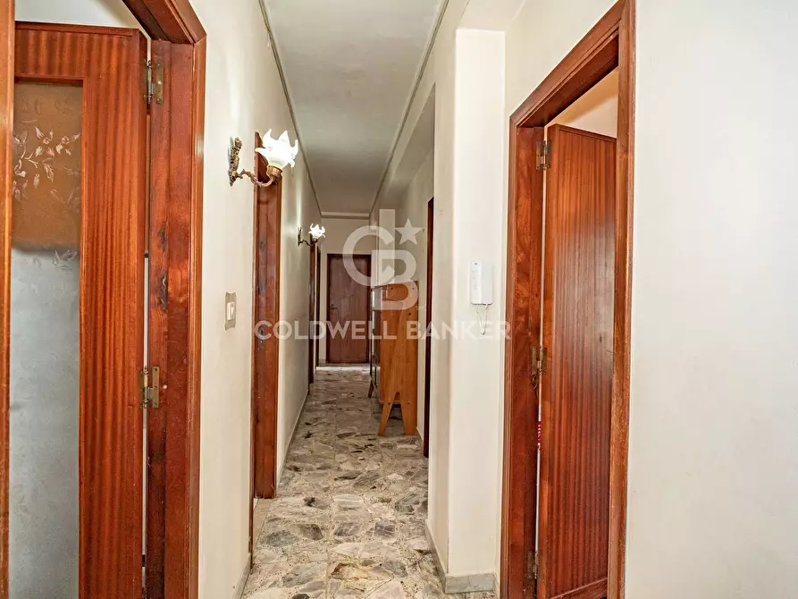 Immagine 3 di Appartamento in vendita  in Corso Savoia 197 a Acireale