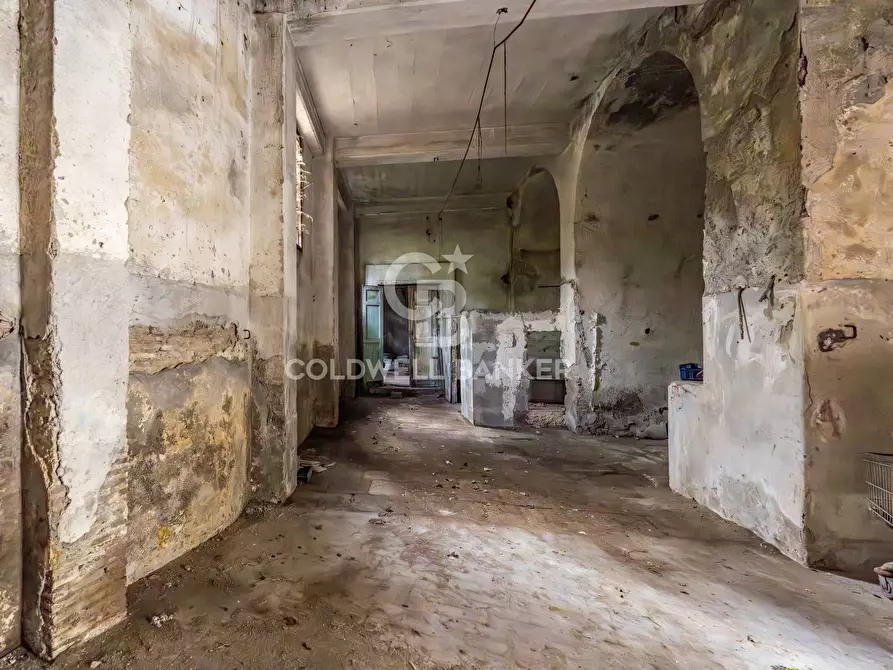 Immagine 10 di Palazzo in vendita  in Via Cavour 29 a Acireale