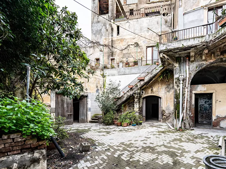 Immagine 2 di Palazzo in vendita  in Via Cavour 29 a Acireale
