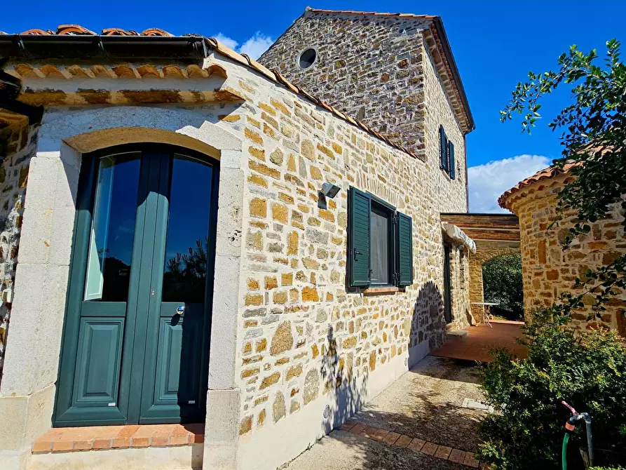 Immagine 2 di Villa in vendita  in Via Annunziata snc a Castellabate