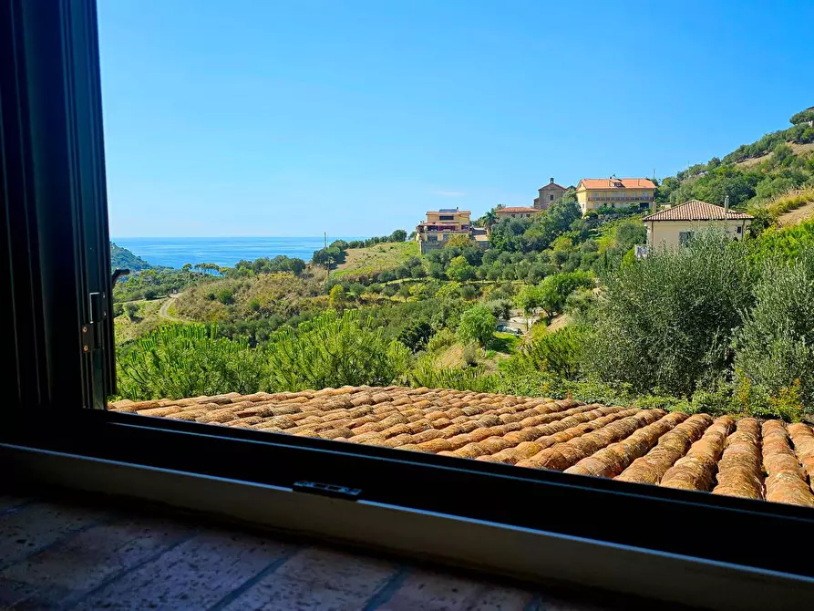 Immagine 15 di Villa in vendita  in Via Annunziata snc a Castellabate