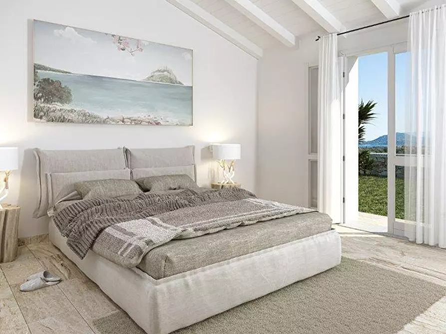 Immagine 7 di Villa in vendita  in LOC. LE SALINE SN a Olbia