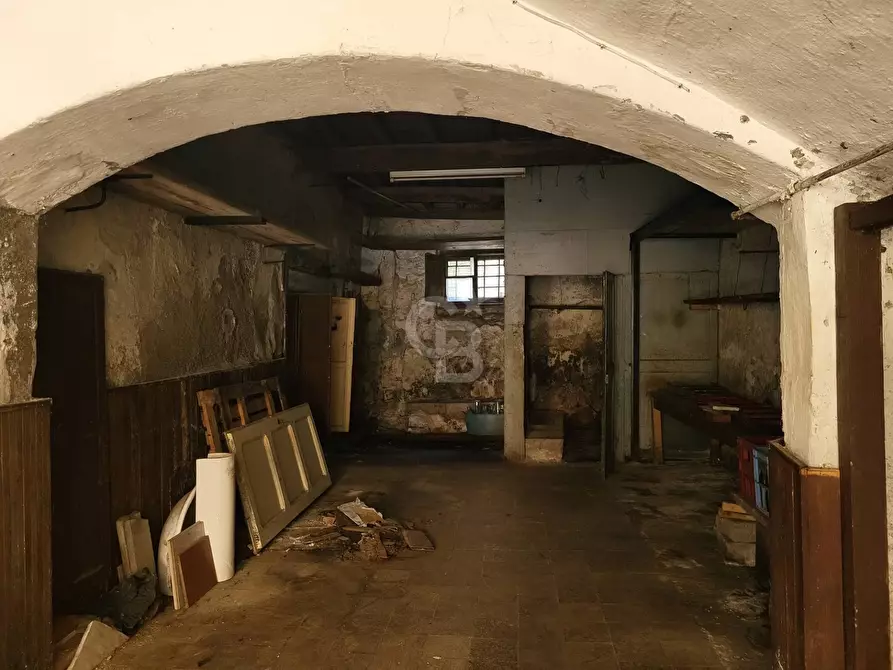 Immagine 10 di Box auto in vendita  in Via del Bottalone a Viterbo