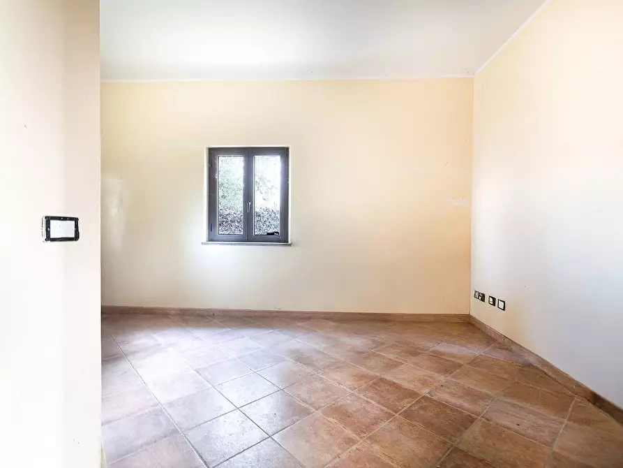 Immagine 10 di Rustico / casale in vendita  in Località Scassato a Vetralla