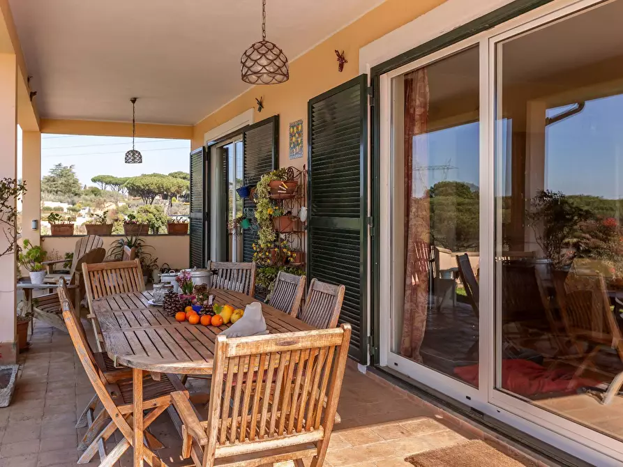 Immagine 24 di Villa in vendita  in Via Roberto Mazzucco a Roma