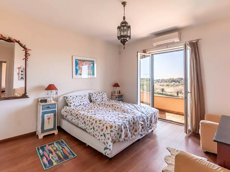 Immagine 26 di Villa in vendita  in Via Roberto Mazzucco a Roma