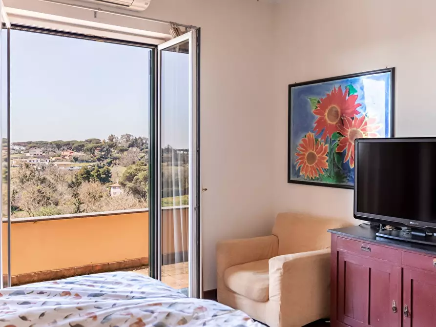 Immagine 29 di Villa in vendita  in Via Roberto Mazzucco a Roma