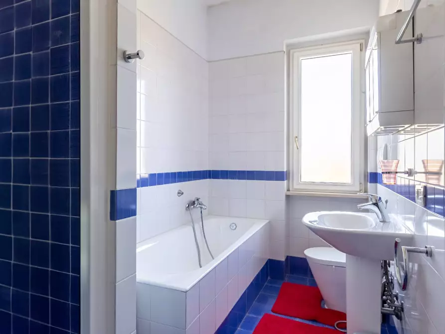 Immagine 33 di Villa in vendita  in Via Roberto Mazzucco a Roma