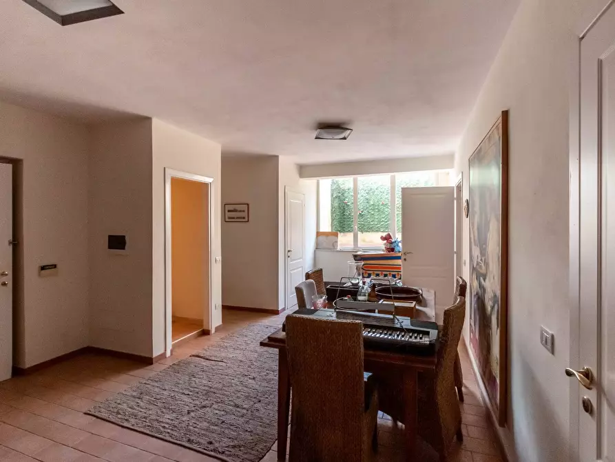 Immagine 37 di Villa in vendita  in Via Roberto Mazzucco a Roma