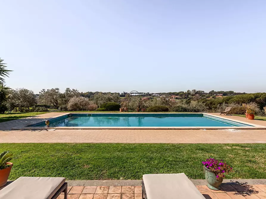 Immagine 45 di Villa in vendita  in Via Roberto Mazzucco a Roma