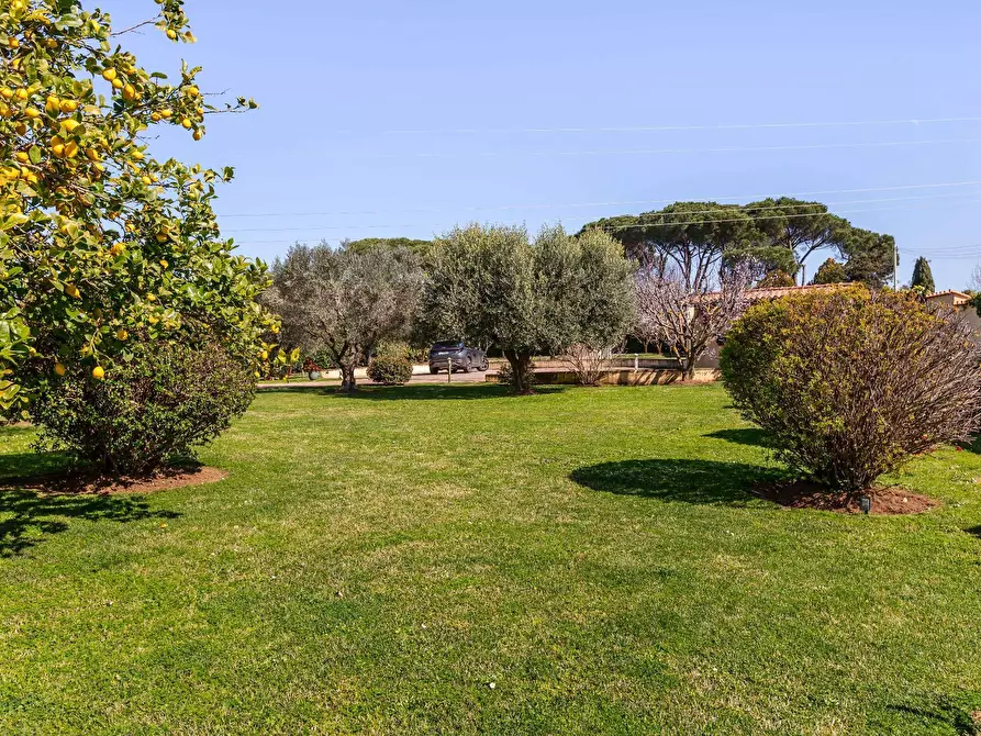 Immagine 48 di Villa in vendita  in Via Roberto Mazzucco a Roma