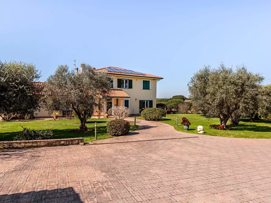 Immagine 58 di Villa in vendita  in Via Roberto Mazzucco a Roma