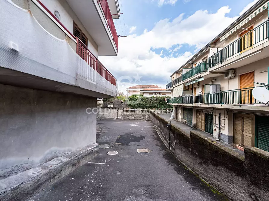 Immagine 23 di Appartamento in vendita  in VIA RIBERA (STAZZO) 37 a Acireale