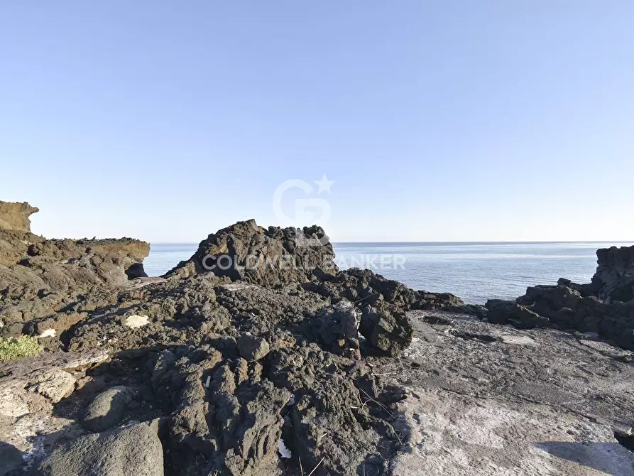 Immagine 25 di Appartamento in vendita  in VIA RIBERA (STAZZO) 37 a Acireale