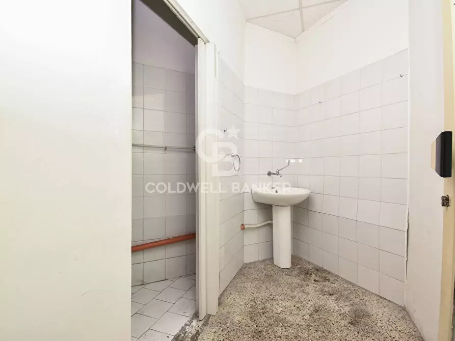 Immagine 7 di Negozio in affitto  in VIA VITTORIO EMANUELE III 174 a Acireale