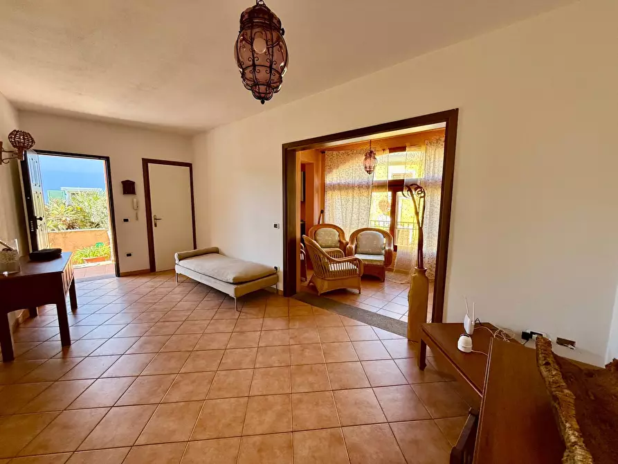 Immagine 6 di Villetta a schiera in vendita  in VIA SALVATORE QUASIMODO 50 a Olbia