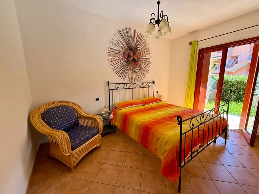 Immagine 9 di Villetta a schiera in vendita  in VIA SALVATORE QUASIMODO 50 a Olbia