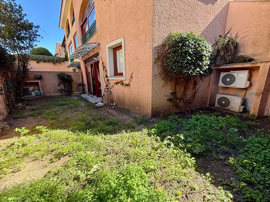 Immagine 16 di Villetta a schiera in vendita  in VIA SALVATORE QUASIMODO 50 a Olbia