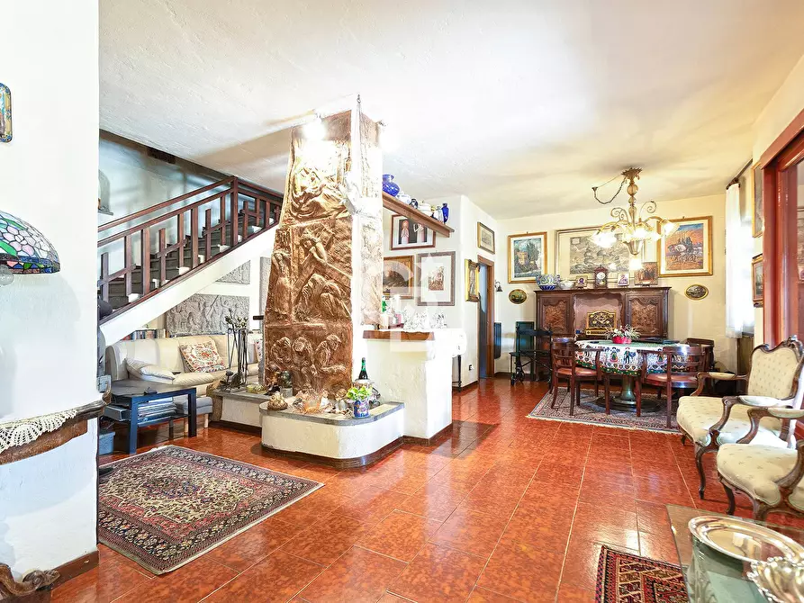 Immagine 5 di Villa in vendita  in Strada Due Casali a Viterbo